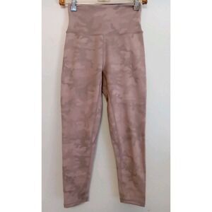 p'tula Women Mauve Camo Ankle‎ Sport Yoga leggings Size M